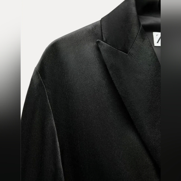 Zara Women's Elegant Black Trench Coat - Picture 7 of 11